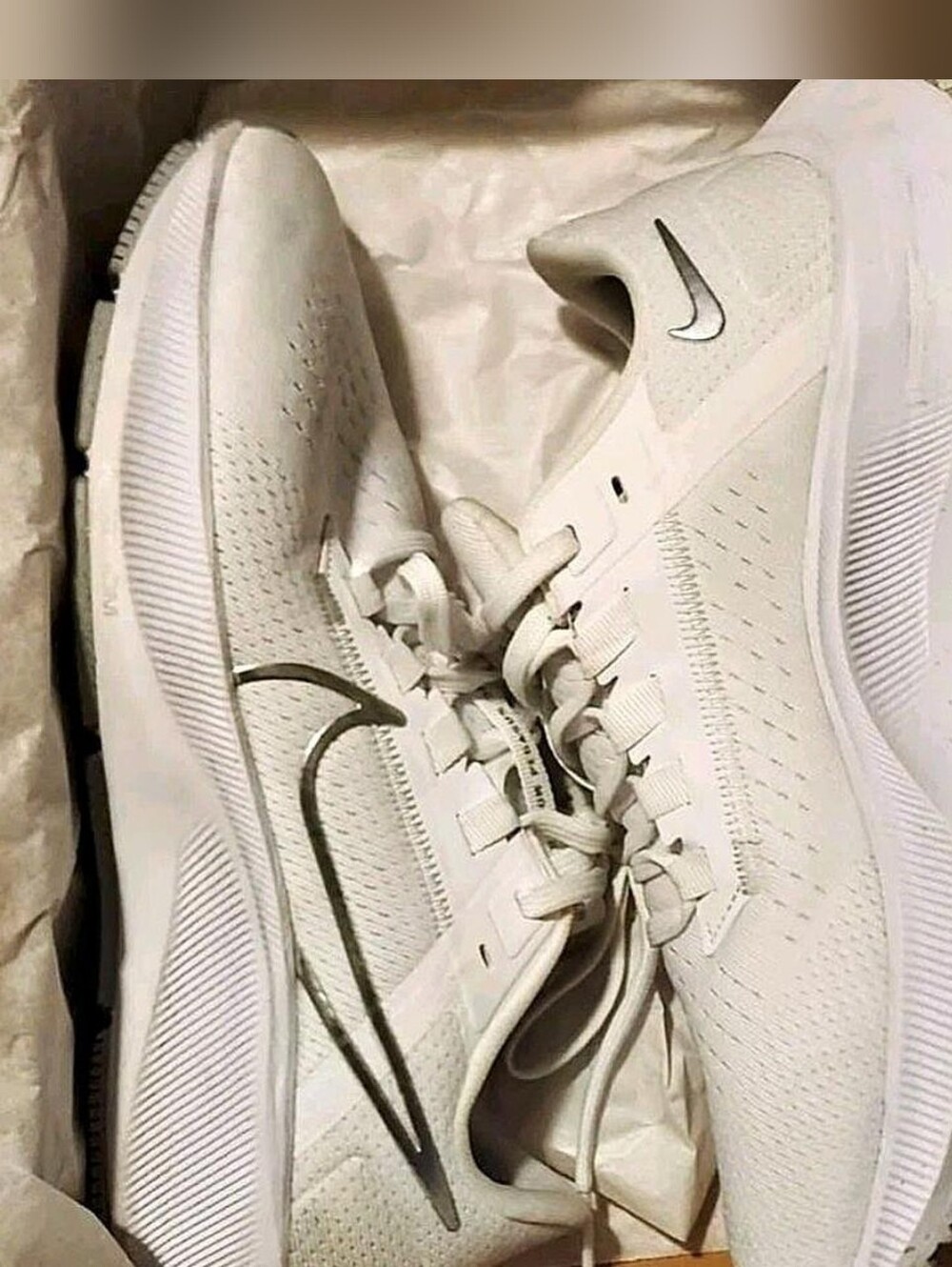 WMNS NIKE AIR ZOOM PEGASUS - Picture 2 of 6
